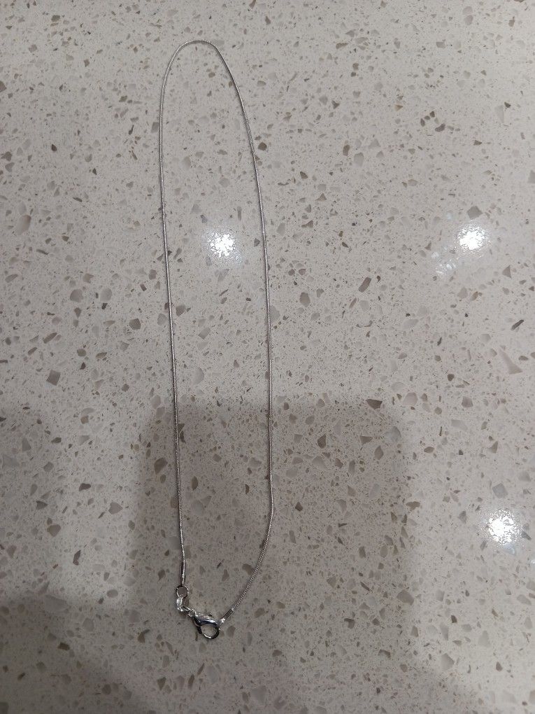 Silver Ladies Necklace