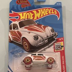 2021 Hot Wheels #96 Holiday Racers-Valentine 4/5 VOLKSWAGEN BEETLE White Variant