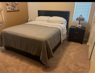 Bedroom set