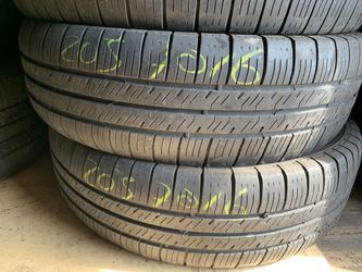 Used tires 2057016