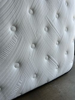 Bed Mattress Queen Size