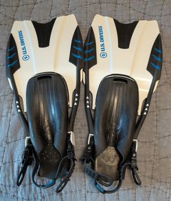 U.S. Divers Swim Fins and Snorkel(Snorkeling Gear)