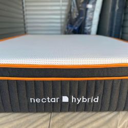 Nectar Premier Copper Hybrid Mattress, Queen, Like New, Perfect Condition
