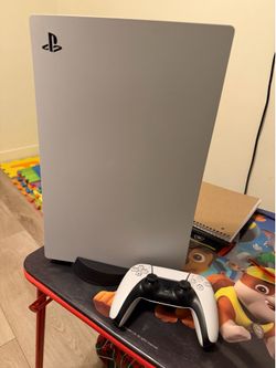 Play station 5 Digital/Disk (both)
