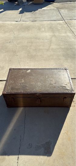 Vintage Metal Storage Trunk