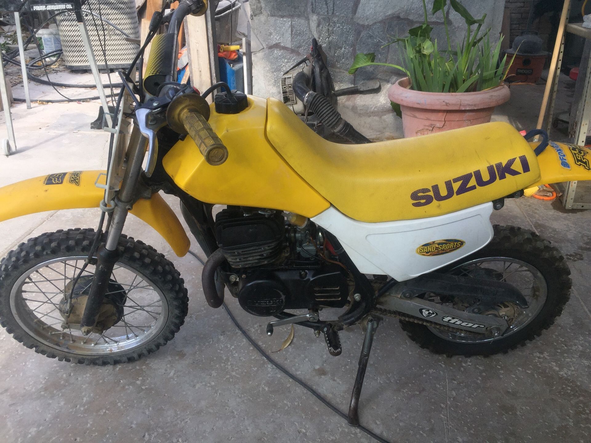 Suzuki 80cc 2 stroke outlet