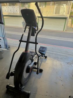 Schwinn 430 Elliptical