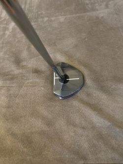 BRAND NEW VERMILION BIRD RH CENTER SHAFTED 34” PUTTER