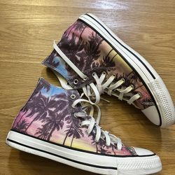 Women Converse Shoes Size 10 