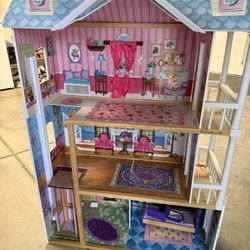 Kidkraft Doll House 