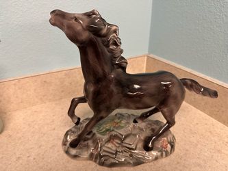 Vintage ceramic horse figurine
