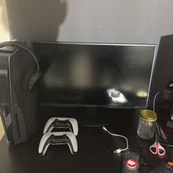  Play station five With two controllers monitor and headset