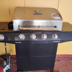 Charbroiled Performance Grill