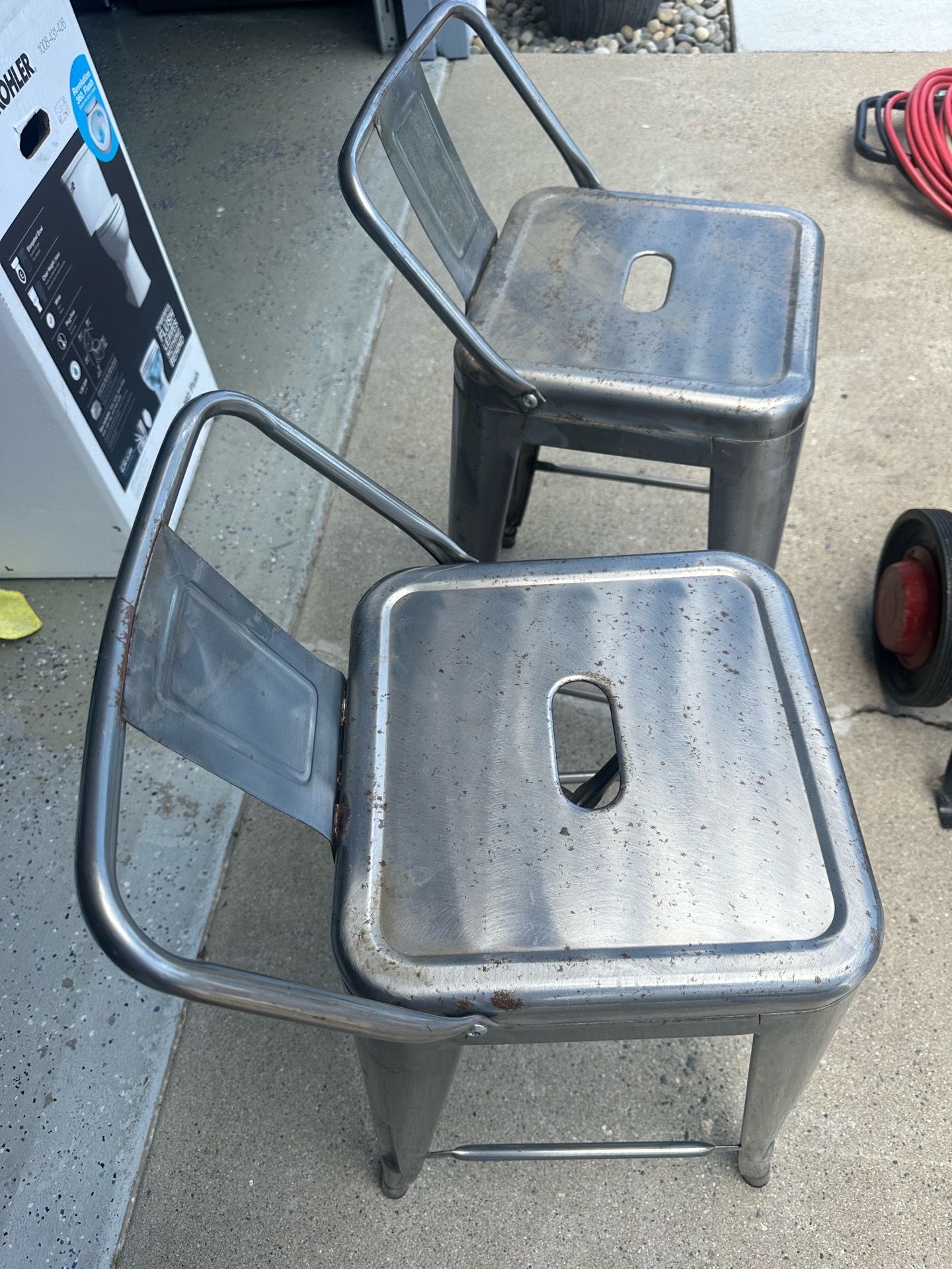 4 Steel bar stools