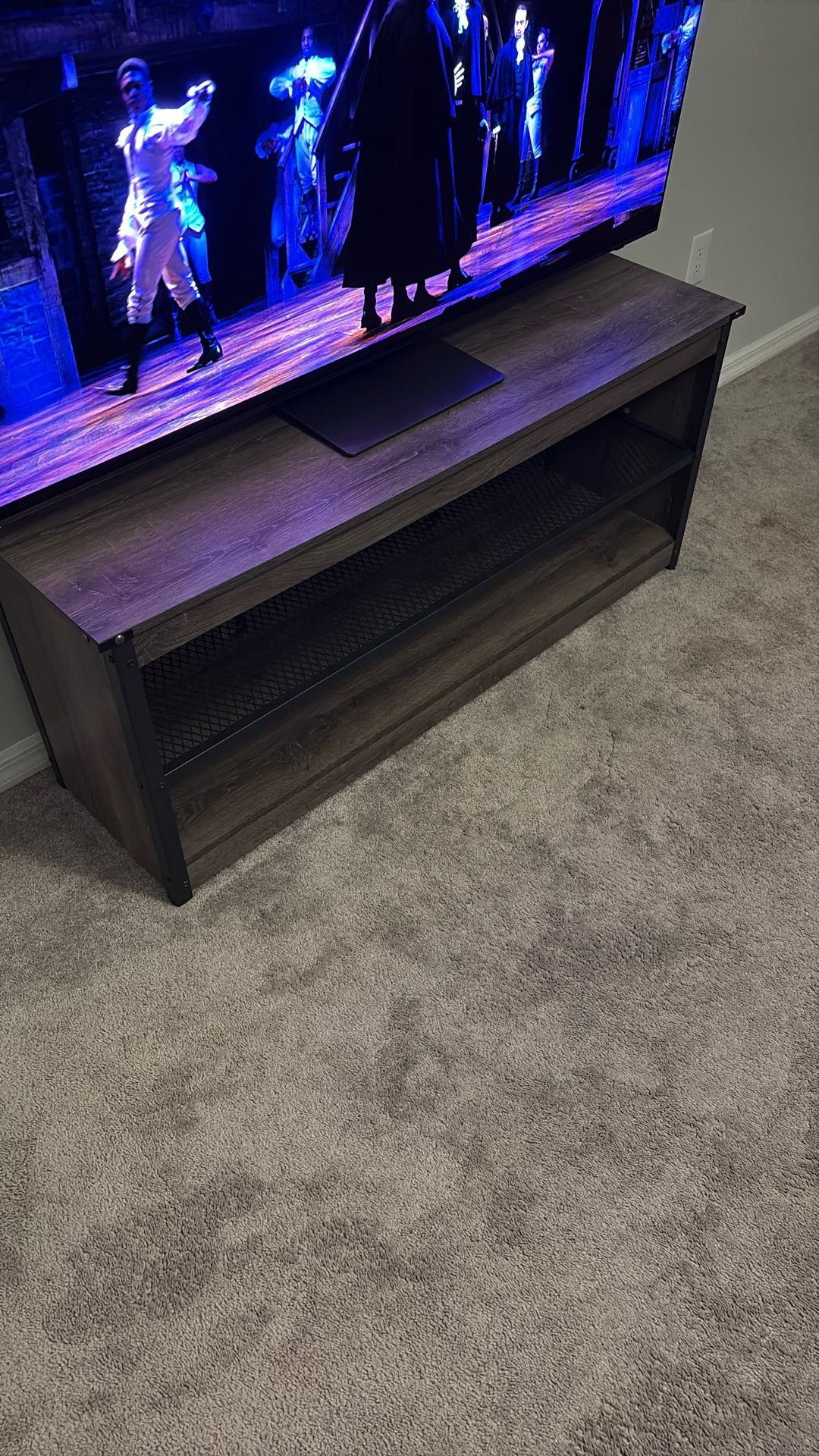 tv stand