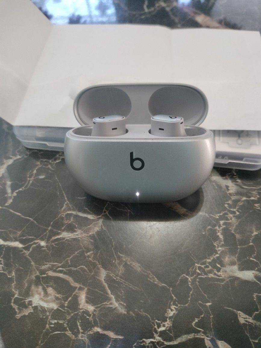 Beats Plus