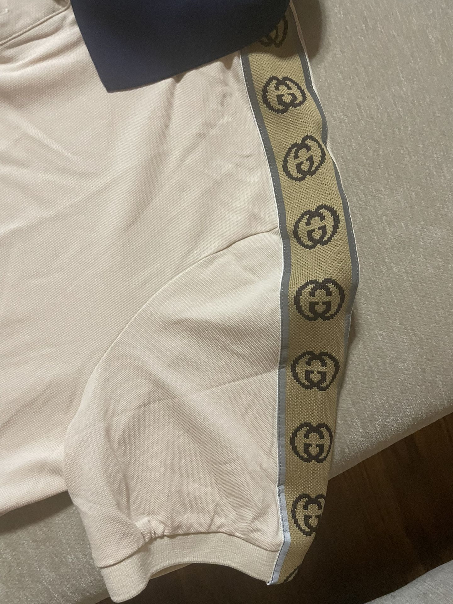 New Gucci Polo Shirt 120$ Size xL