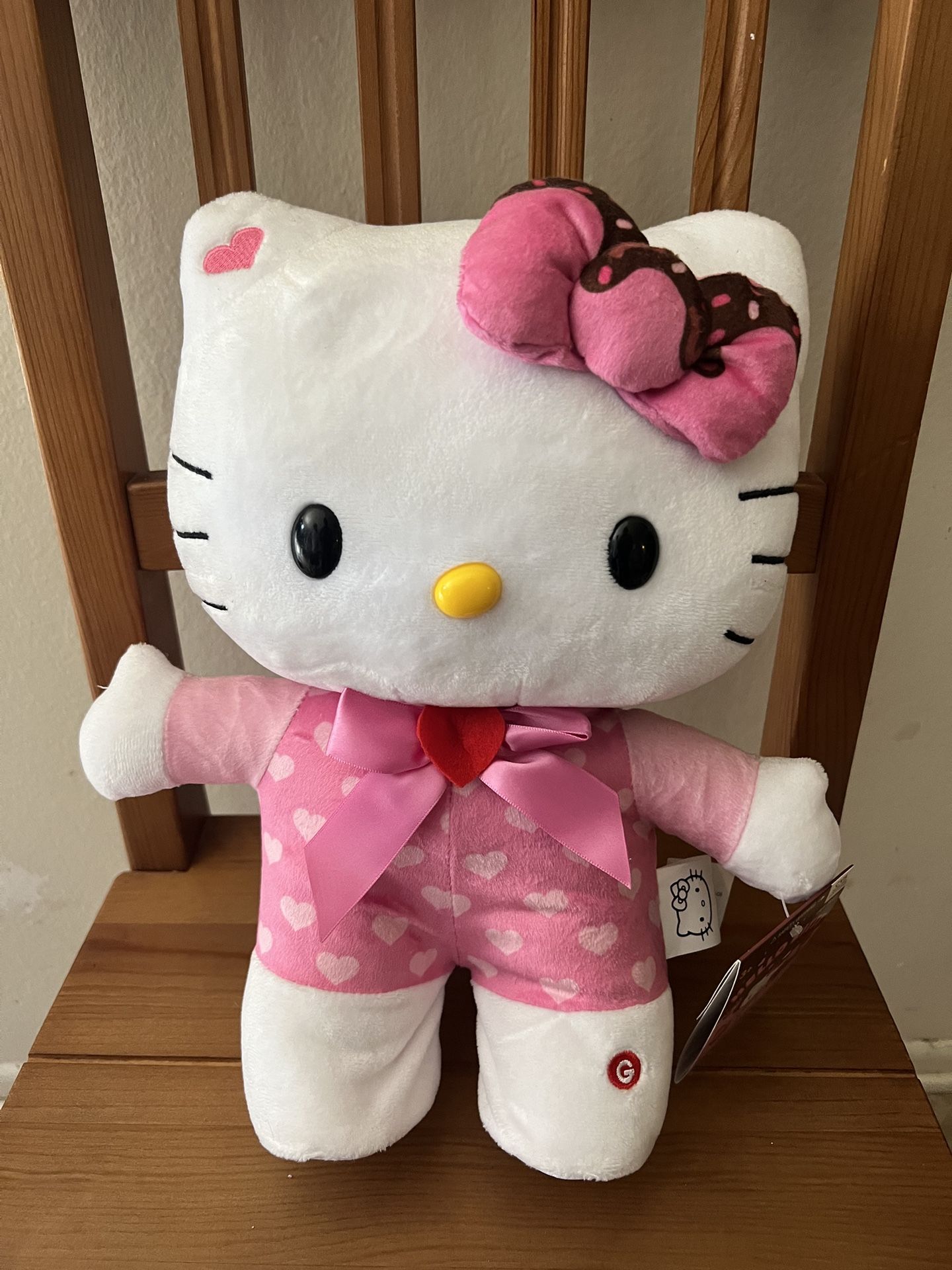 Hello kitty Valentines Door Greeter