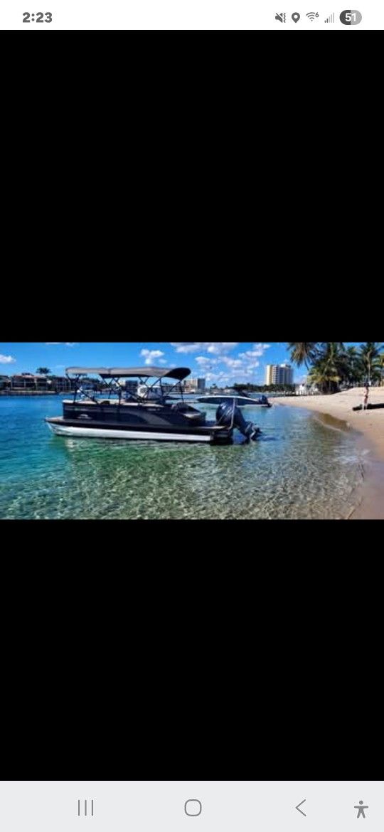 2020 Bennington Pontoon / Tri toone