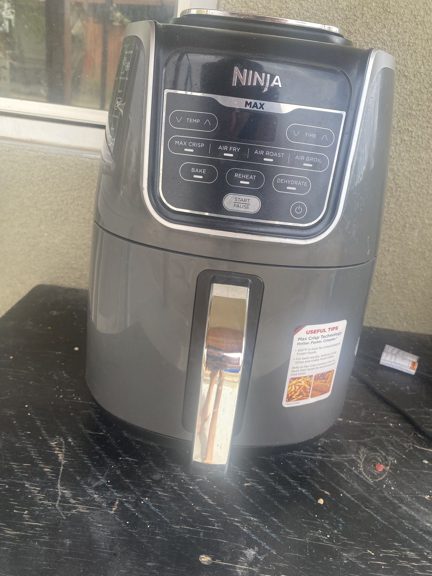Air Frier.    Works Well 