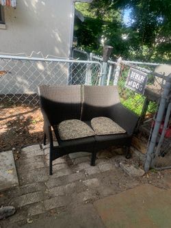 Wicker chairs 4 with coffee table brown