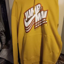 Jordan Pull Over  Sweater