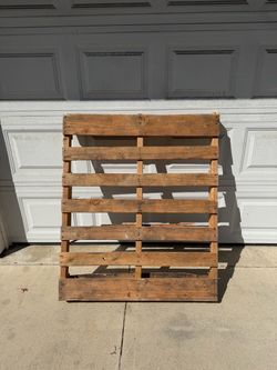 Free Wood Pallet – Free Pickup