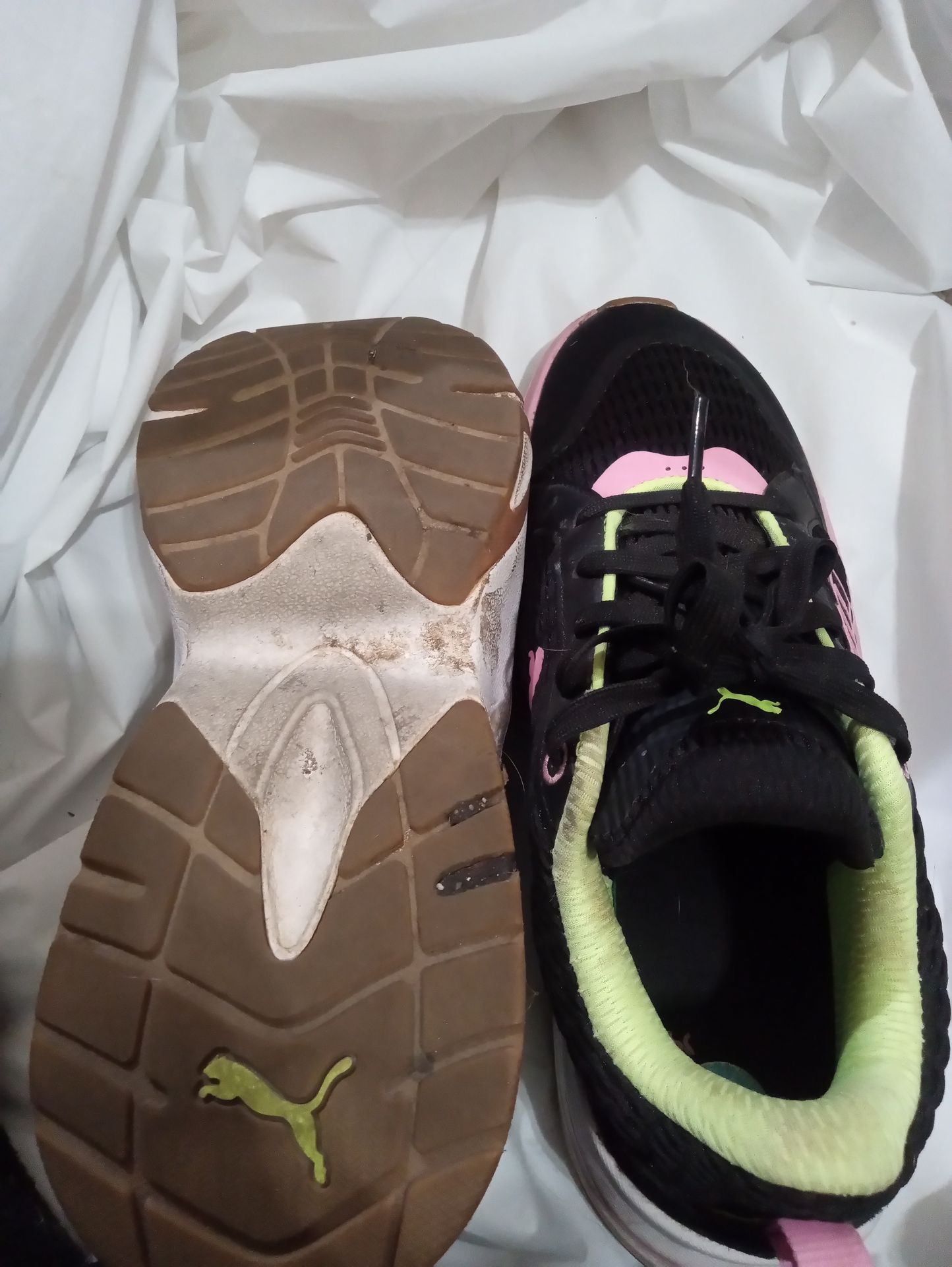 Puma size 10 in womens