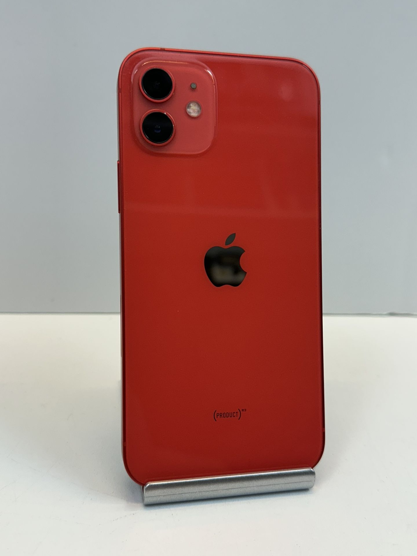 Apple iPhone 12 64gb. ( Fully Unlocked )