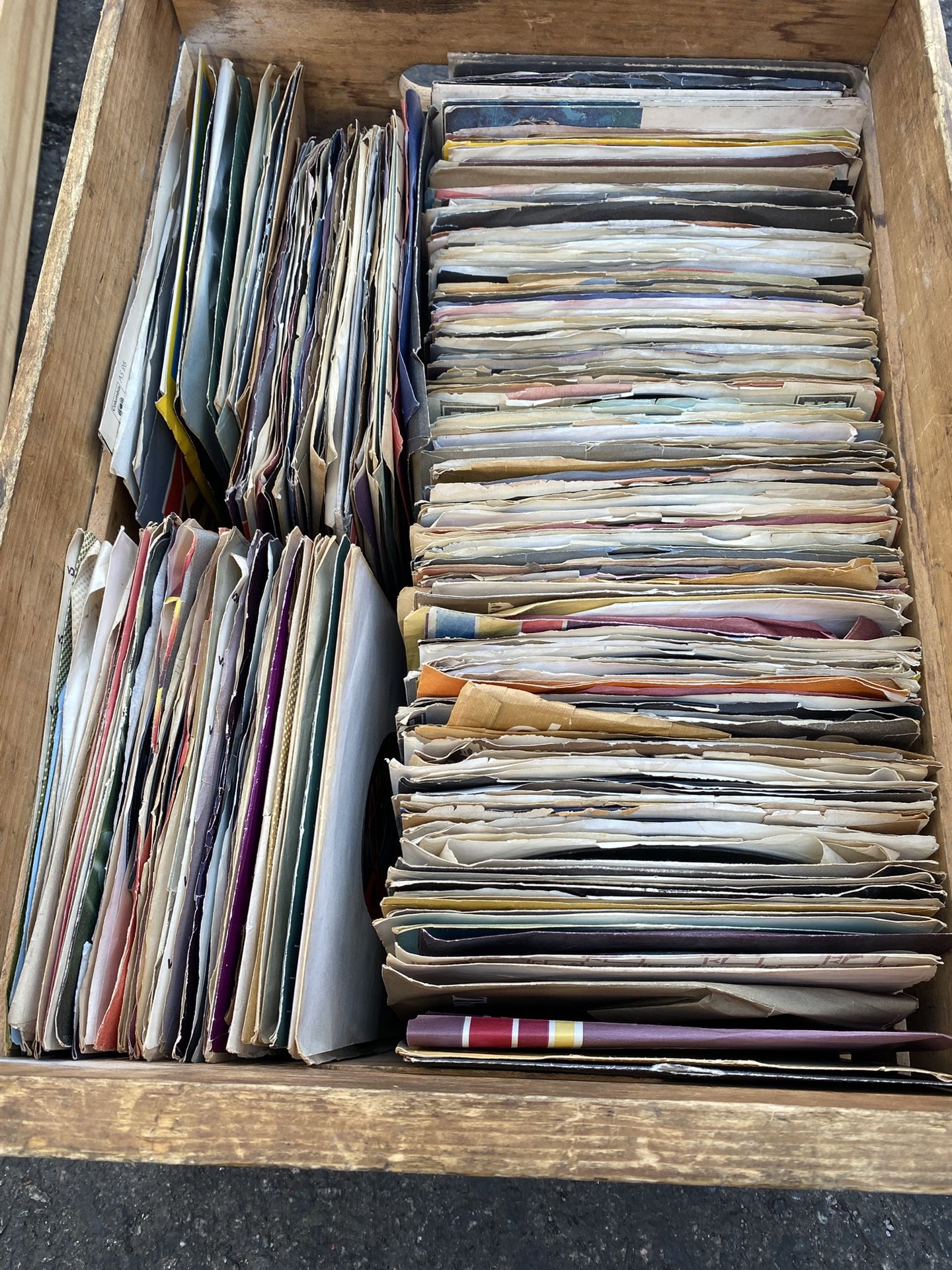 Box 250 Vinyls All $100