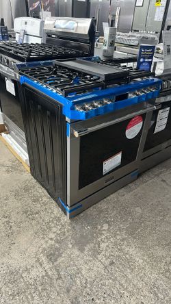 Frigidaire Professional 6.0 Convection Range 