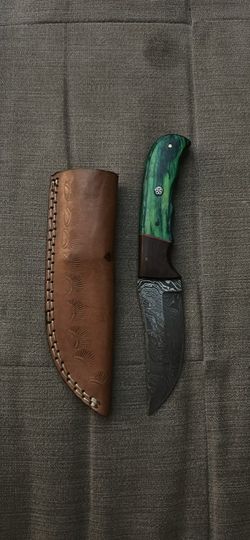 Damascus Steel Fixed Blade Knife with Leather Sheath