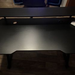 Gaming Desk With USB