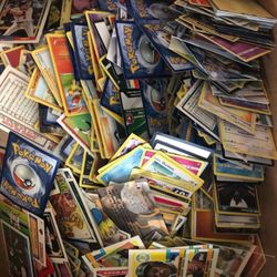 Huge Box Of Over 1000 Pokemon And Football Baseball Basketball Cards From 80s And 90s