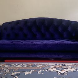 Urban Outfitters Ava Sleeper Sofa - Velvet blue