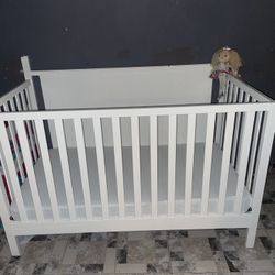 Baby Crib 
