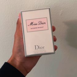 Miss Dior Perfume