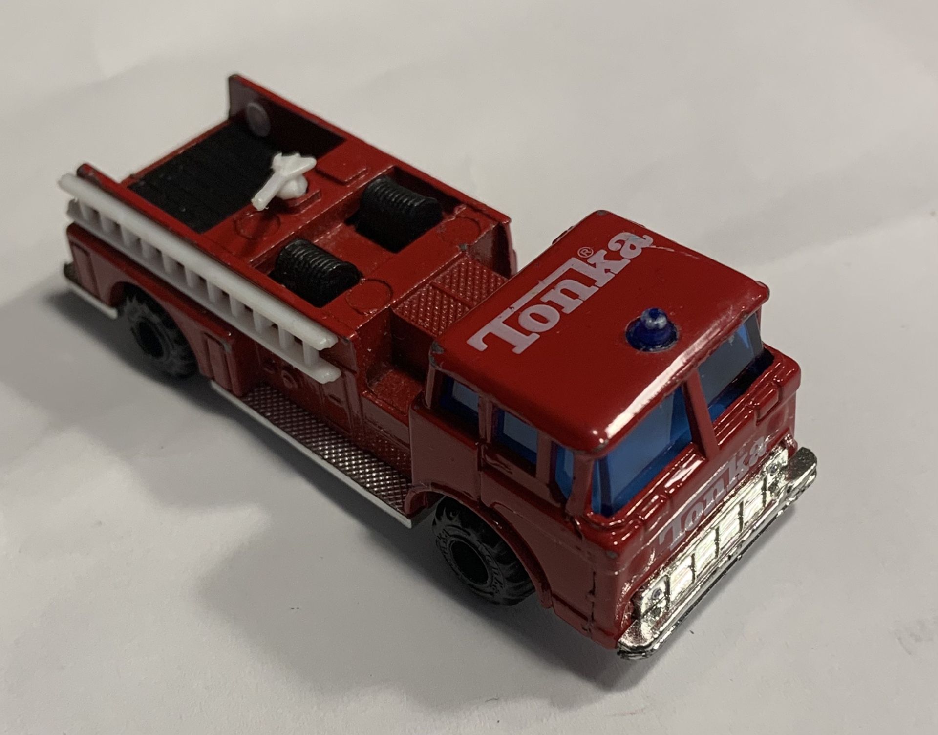 Toy truck: AA-8 (11)