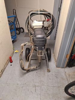 Gasoline spray machine.for painters