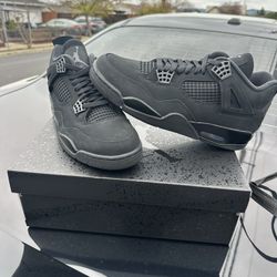 Jordan retro 4 blk 