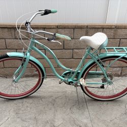 Schwinn Beach Cruiser