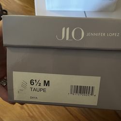 Women’s Heels 6/6.5