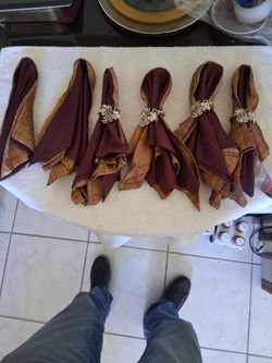 Cloth table napkins