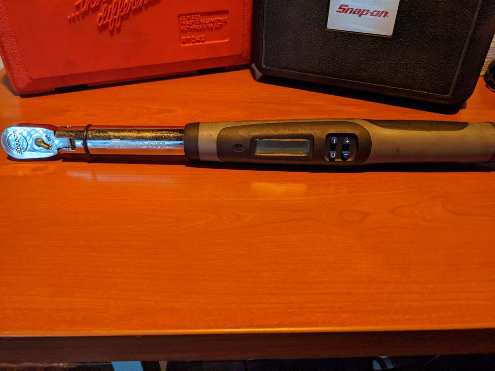 Snap-On 3/8 Digital Torque Wrench 