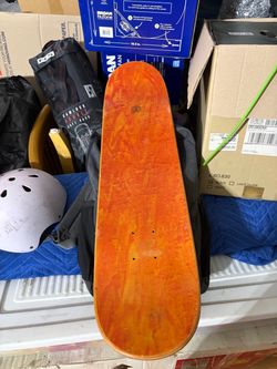 Skateboard deck