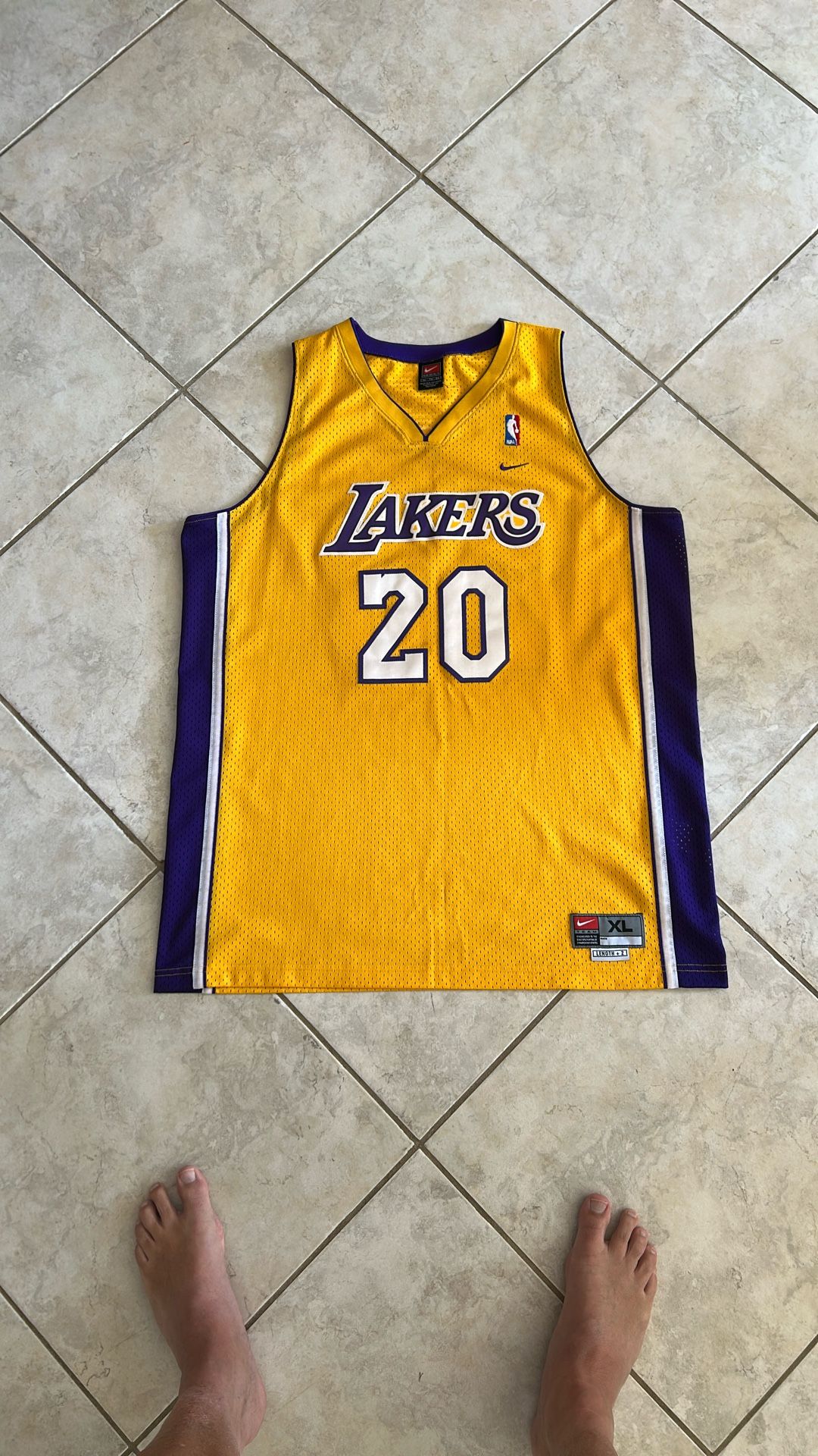 Lakers Replica Players Jersey