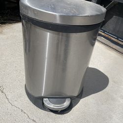 Trash Can Small