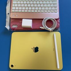256gb Apple IPad 10th Generation (10.9” Liquid Retina / Latest 2022 model) with pen, keyboard, case & Accessories (warranty 10/ 2024)