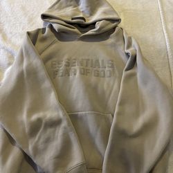 Essential hoodie