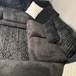 3 Piece Sectional Couch